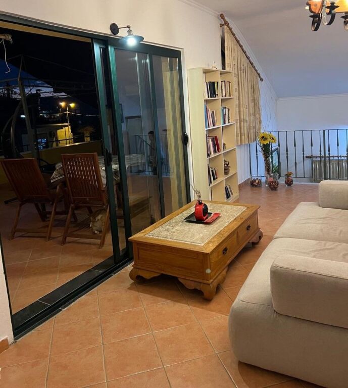 🏡 Jepet me Qira Vilë – Sauk, Tiranë