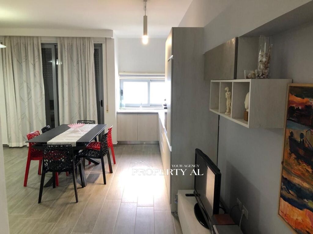 Appartamento in vendita in prima fila – Lungomare, Vlora | Vista mare frontale