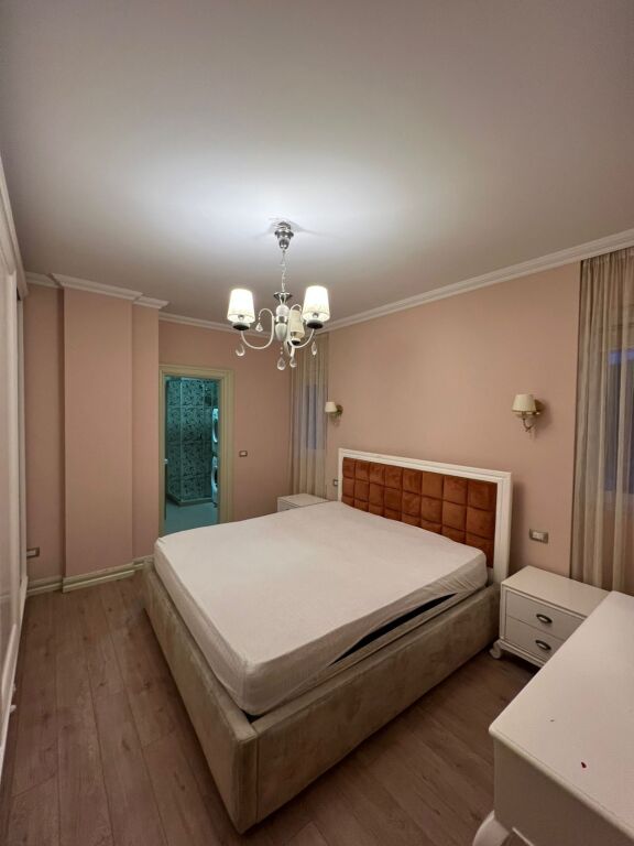 Apartament per qera 3+1+2 Liqeni i Thate