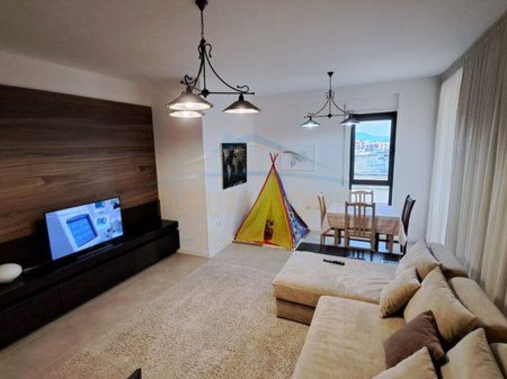 Shitet,Apartament 2+1, Fresk