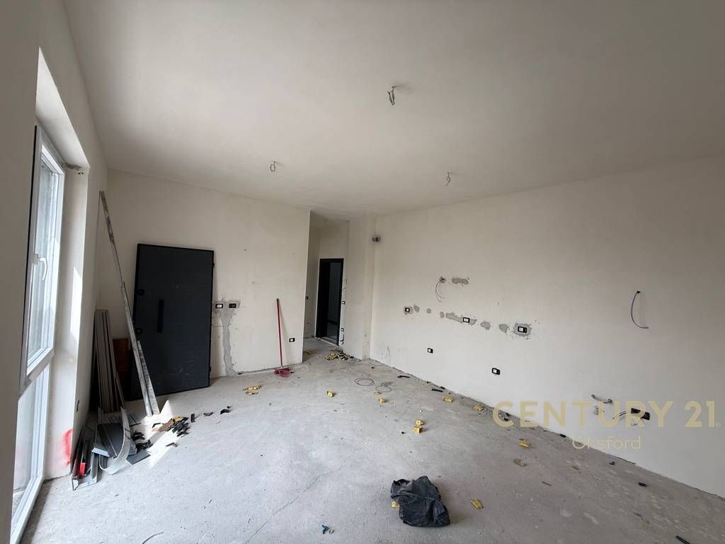 WE SELL APARTMENT 1+1, NEAR THE FORMER AVIATION FIELD!