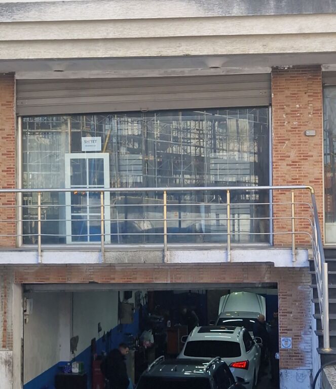 LOCALE COMMERCIALE IN VENDITA VICINO A KUPOLES – OPPORTUNITÀ DI INVESTIMENTO