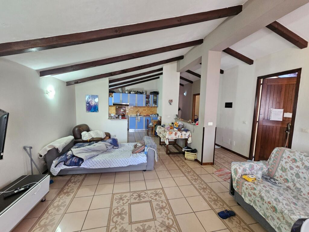 VENDESI APPARTAMENTO 3+1 VICINO A KAZAZI A DURRËS