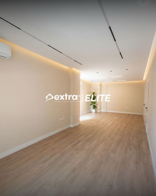 Jepet me Qira Ambient zyrash Përballë Coin / RTSH, Tiranë