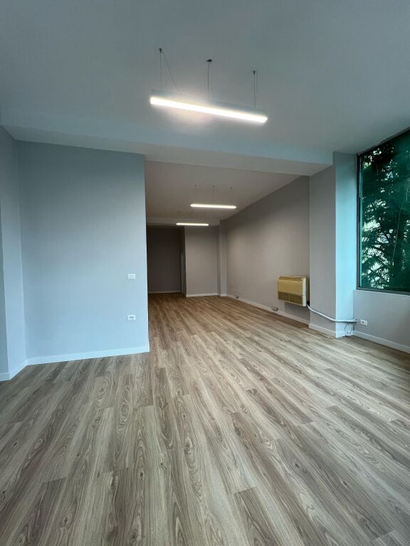 Ufficio in affitto - Kristal Center