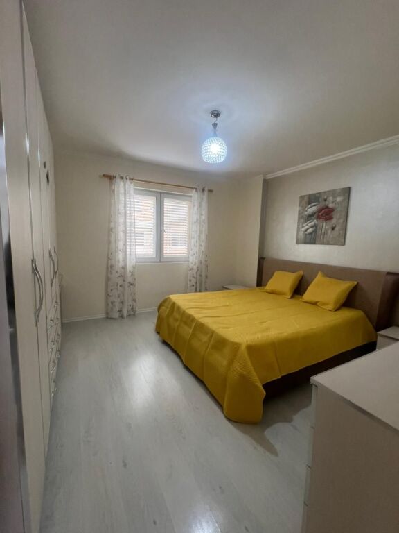Appartamento 3+1+2 in vendita – Porcelan, vicino a UET, Tirana