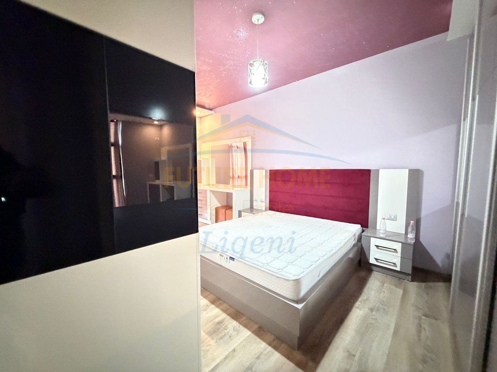 Qera, Apartament 2+1+2, Unaza e Re, Tiranë.
