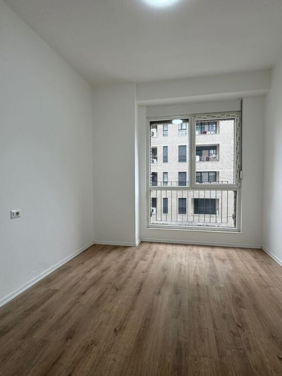 Fusha e Aviacionit, Rezidenca IBN, A shesim super apartament: 3+1+2