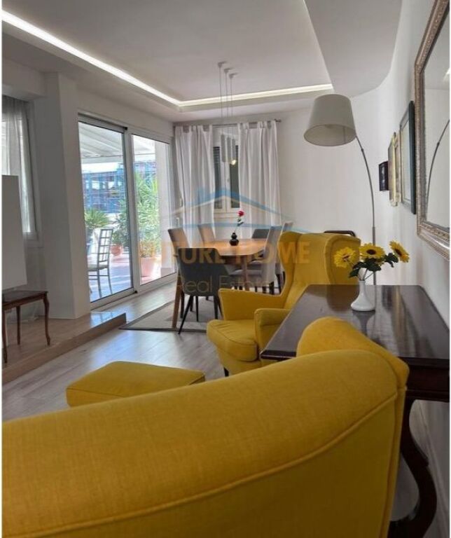 In vendita, Appartamento 2+1+2+Veranda, Bllok