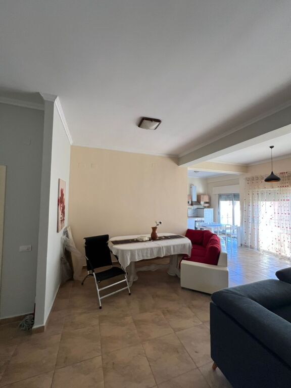 Apartament per qera 3+1+2+post parkimi - Liqeni i Thate