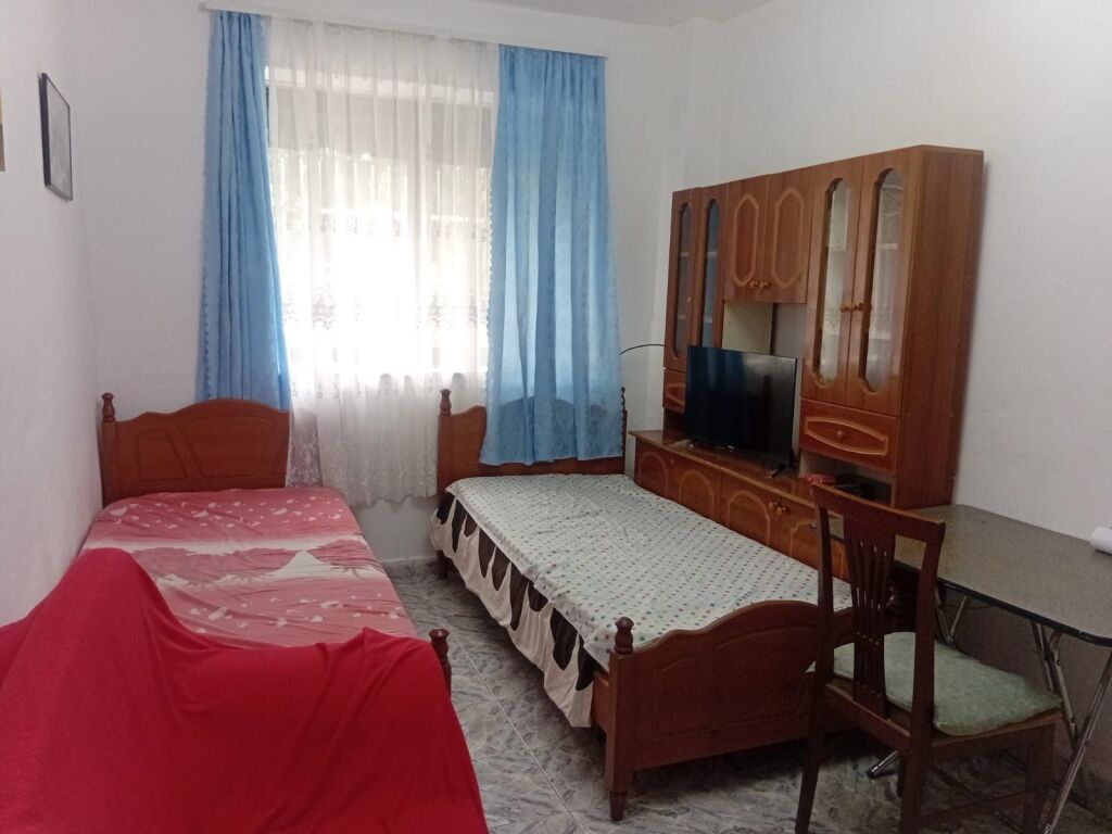 Apartament 1+1 pee qira Qytet Studenti Shkolla Osman Myderizi !