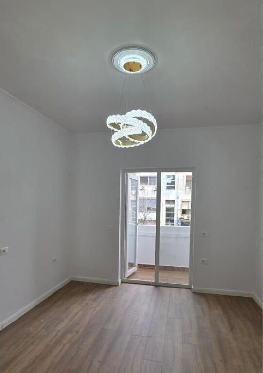Appartamento 2+1 in vendita in Via Bardhyl