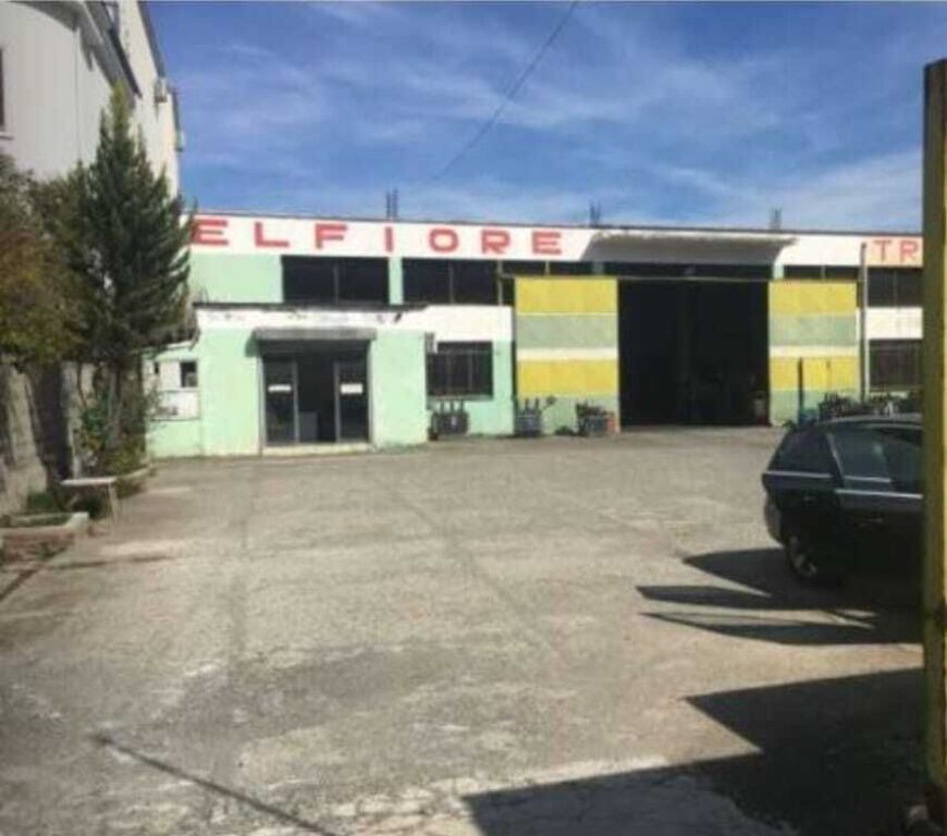 Magazinë/Kapanon - Për Shitje - Autostrada Tiranë Durrës, Tiranë(ID: 530581007-177)
