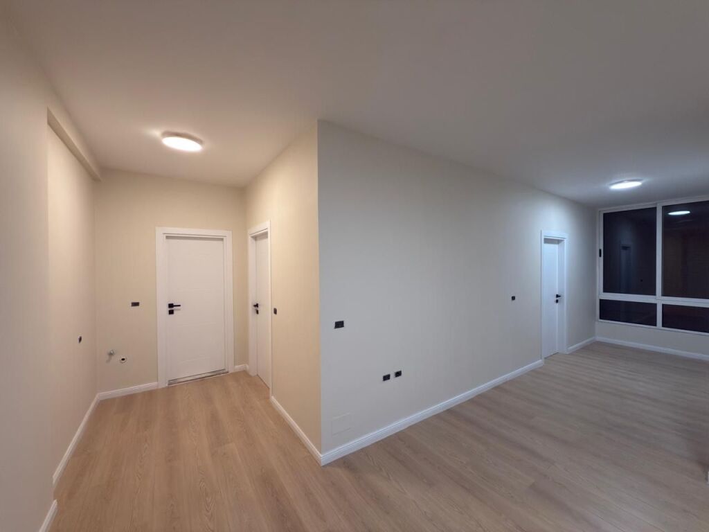 Shitje: Apartament 3+1 – Rruga "Rrapo Hekali"