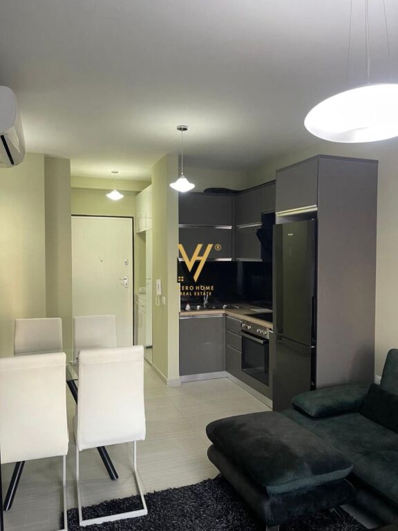 JEPET APARTAMENT 1+1+BLK ME QERA TE STADIUMI DINAMO 60.000 LEKE