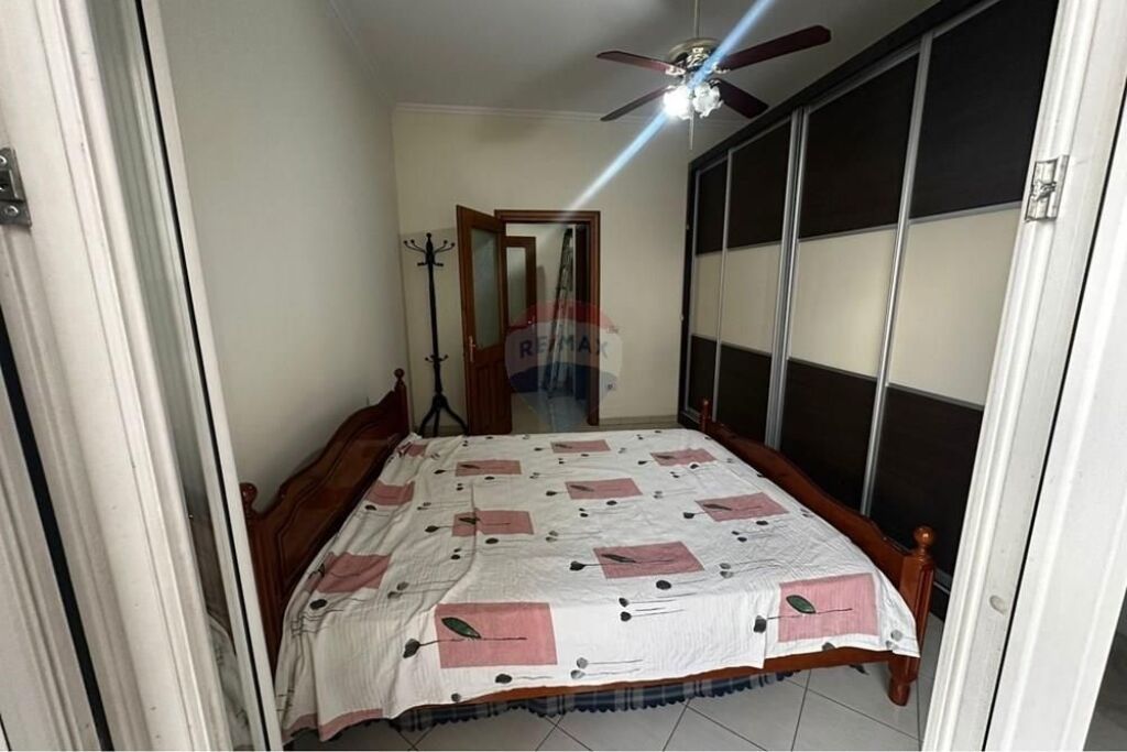 🏡 Appartamento 2+1+2 in Affitto – Liceo Ali Demi, Vlorë