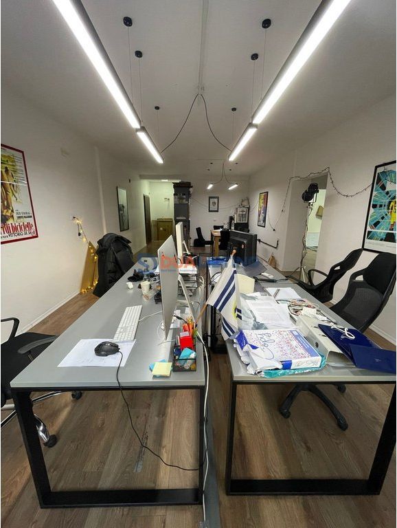 Apartment for rent for office, adjacent to the American Embassy