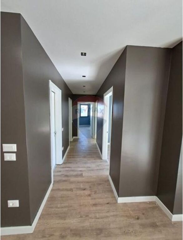 Appartamento - In Vendita - Via Loni Ligori, Tirana