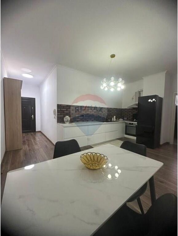 Appartamento - In Affitto - Via Peti, Tirana