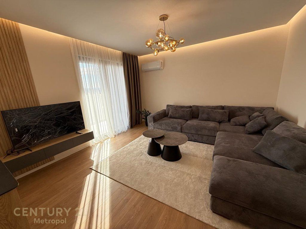 AFFITTASI APPARTAMENTO MODERNO 2+1+2, VICINO A TV KLAN!