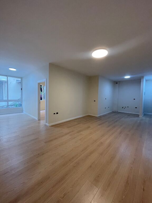 Apartment 3+1 for sale at Kodra e Diellit