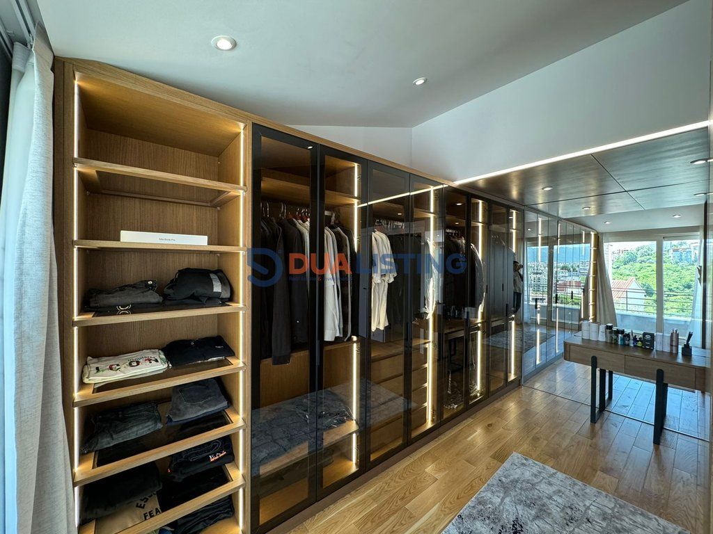 Villa for sale at Kodra e Diellit Residence 1!