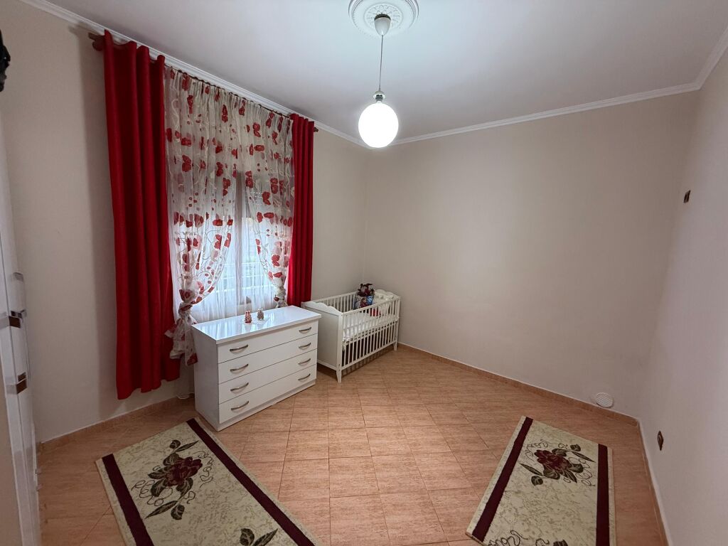 📣 RENT Apartment 2+1 With Parking 📍 Near Casa Italia ✨   🏠 Part of Villa 🪜 1st Floor  🛋️ Furnished With Modern Conditions   💶Price 40,000 Lek per Month