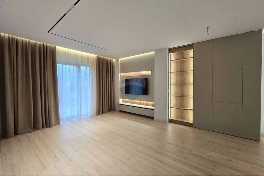 Apartament - Për Shitje - Liqeni I Thatë, Tiranë
