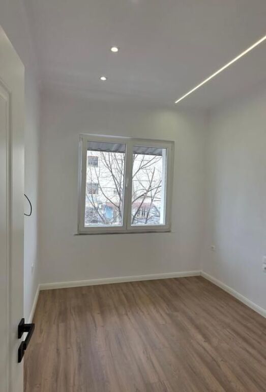 Appartamento 2+1 in vendita in Via Bardhyl