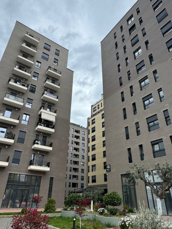 Fusha e Aviacionit, Rezidenca IBN, A shesim super apartament: 3+1+2