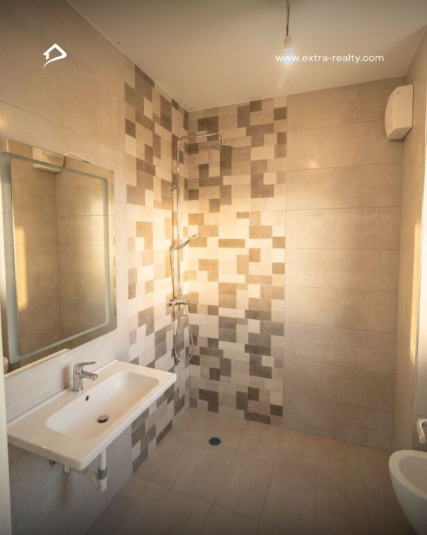 Jepet me qira apartament 3+1+2 – Astir (tek Vila L)