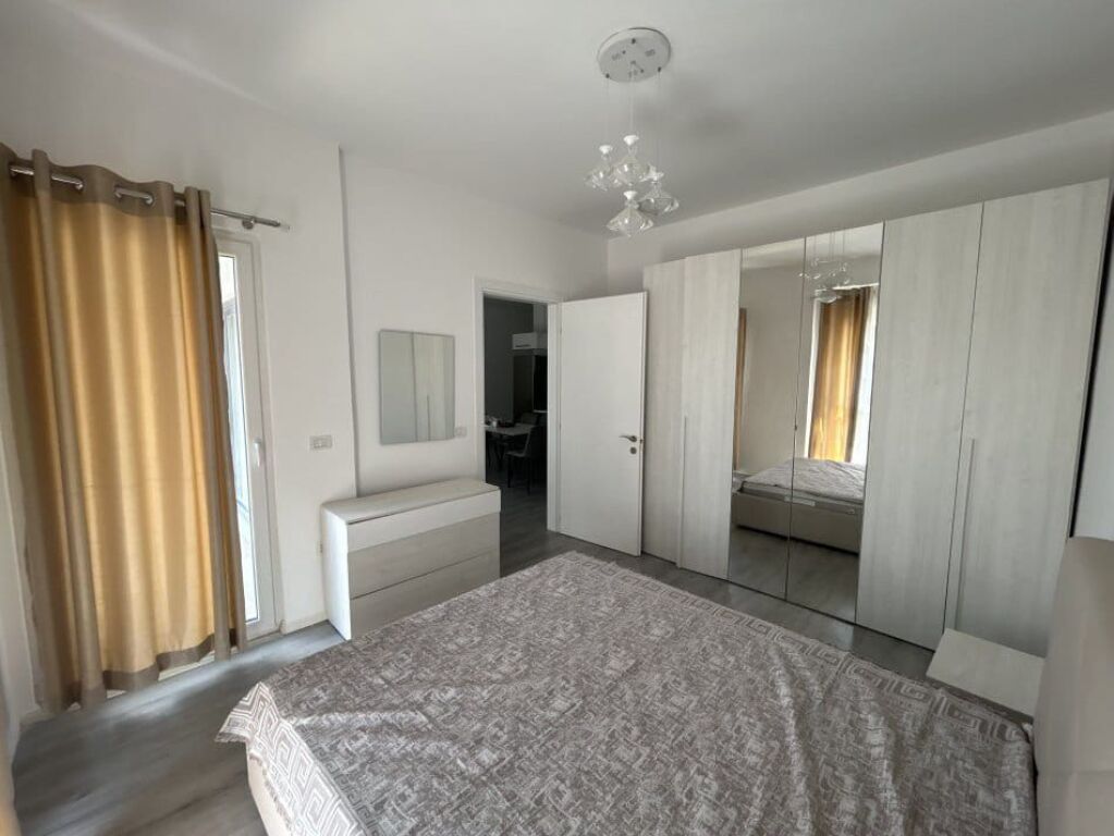 Appartamento In Affitto 2+1 Vicino 5 Maj (ID B2201361) Tirana.
