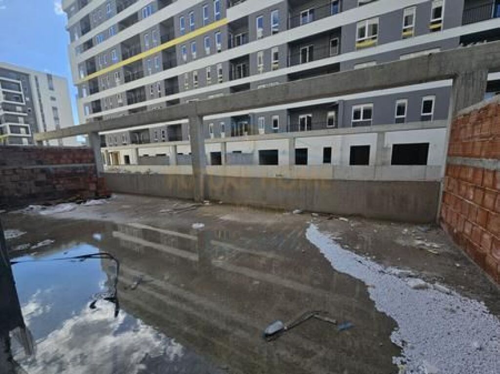 For sale, Apartment 2+1+2, Univers City Complex, Tirana.