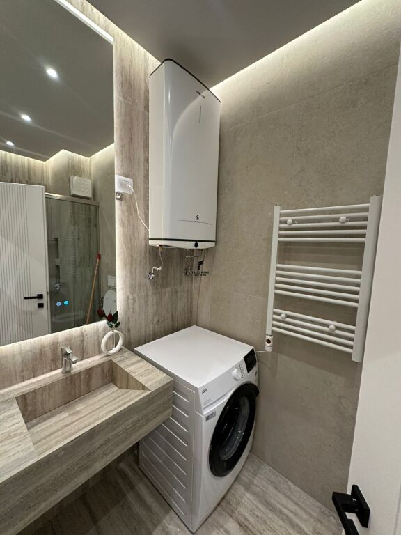 APARTAMENT ME QERA 2+1+2+2 MINE PEZA 1.500 EURO FH-67038