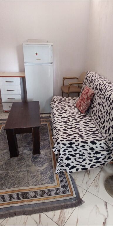 APARTAMENT 1+1. 25000  LEKE.RRUGA JORDAN MISJA.