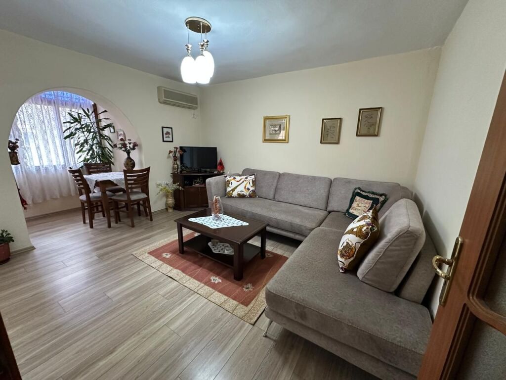🏢Tek Ambasada Amerikane shitet apartament 1+1, 15,000,000Leke
