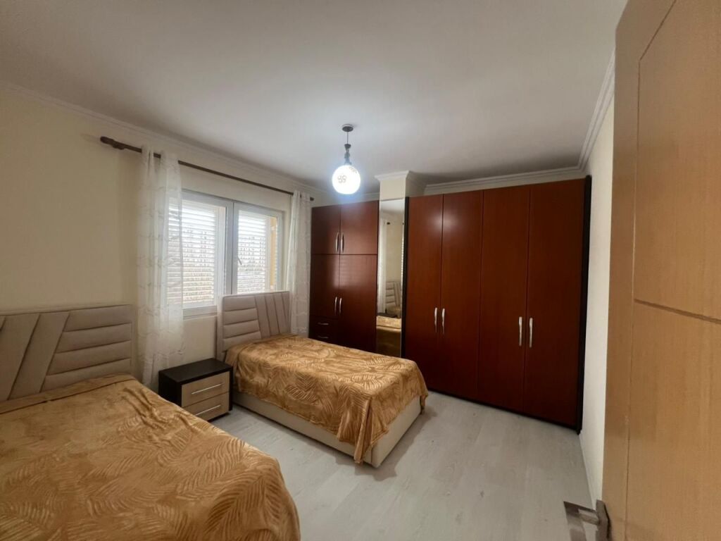 Appartamento 3+1+2 in vendita – Porcelan, vicino a UET, Tirana