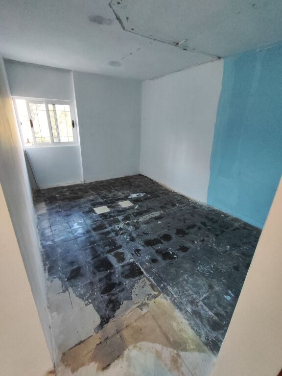SHITET APARTAMENT 1+1 – QENDËR ELBASAN
