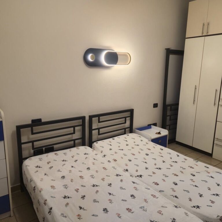 Appartamento in affitto via Kavaja 2+1