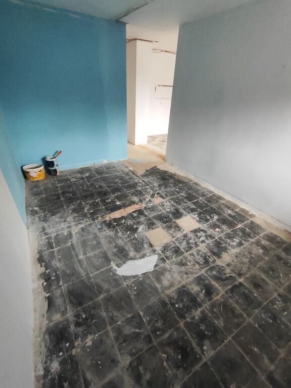 SHITET APARTAMENT 1+1 – QENDËR ELBASAN