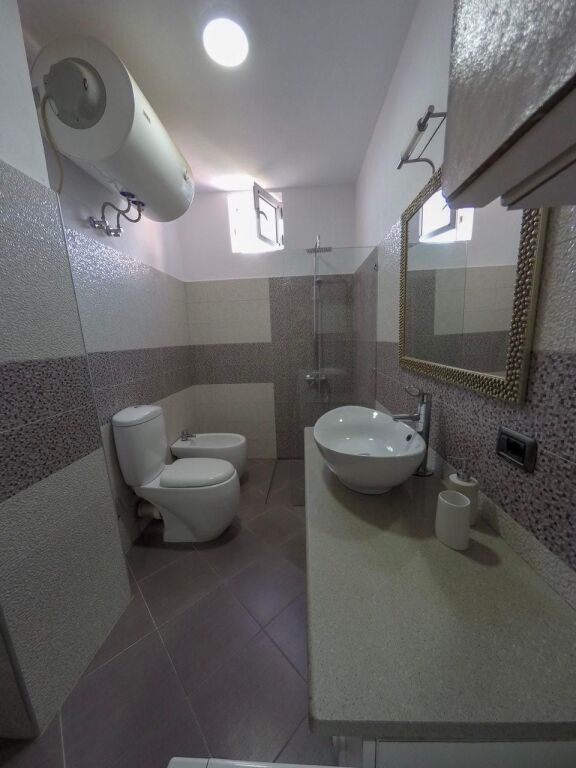 Apartament me qera 1+1+bllk Myslym Shyri 450€