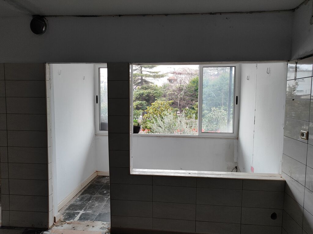 SHITET APARTAMENT 1+1 – QENDËR ELBASAN