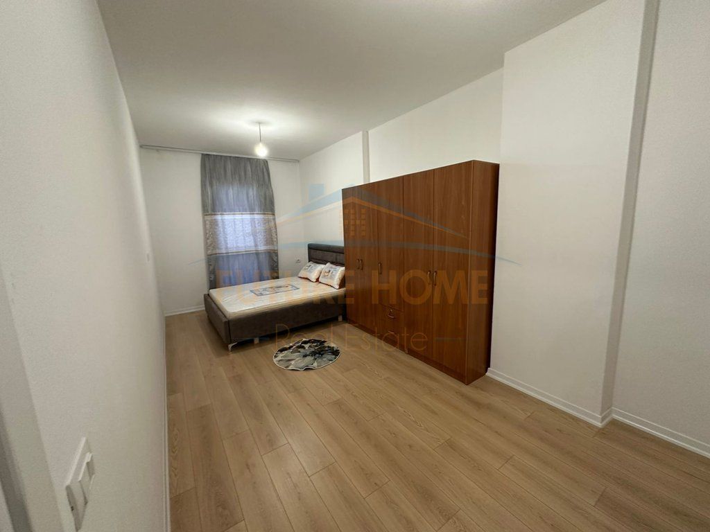 Qira Apartament 2+1+2, 5 Maj, Tiranë