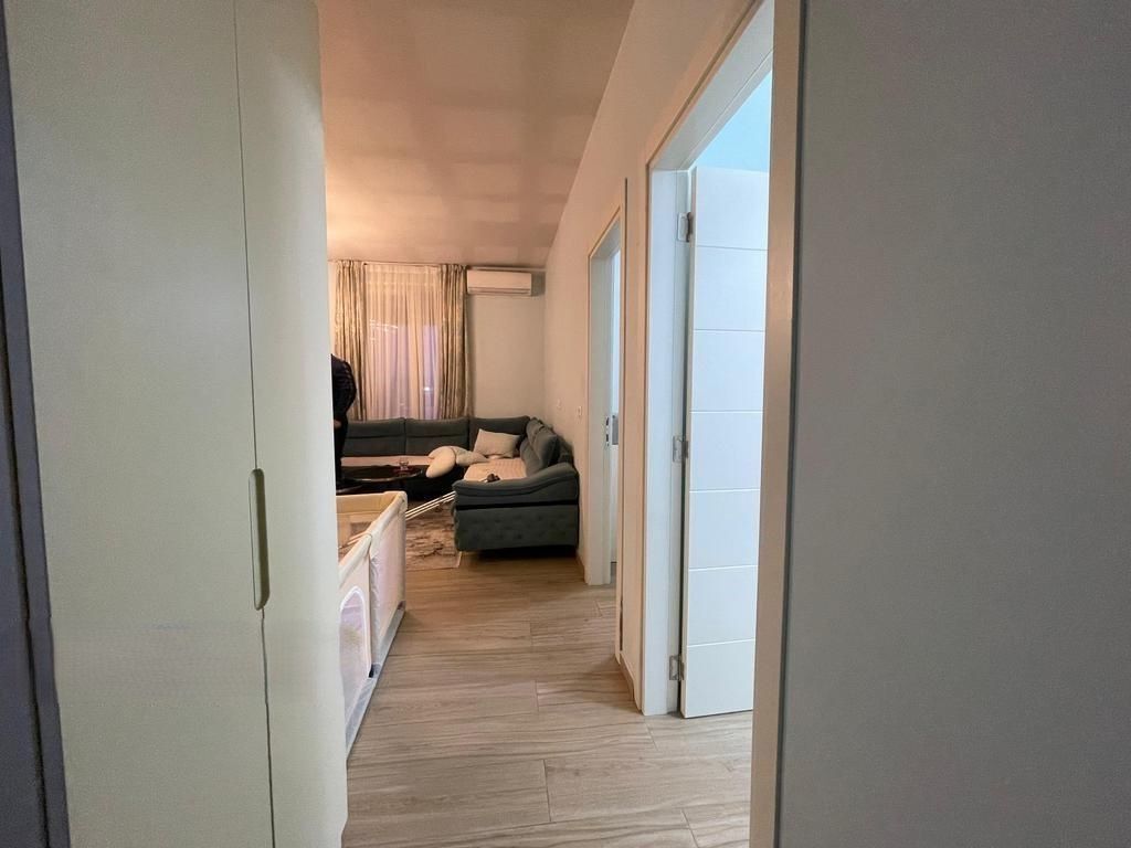 SHITET APARTAMENT 2+1 TE SHKOLLA E BASHKUAR