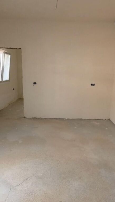 WE SELL APARTMENT 2+1+PARKING SPACE NEAR THE RED SCHOOL! 265,000 €