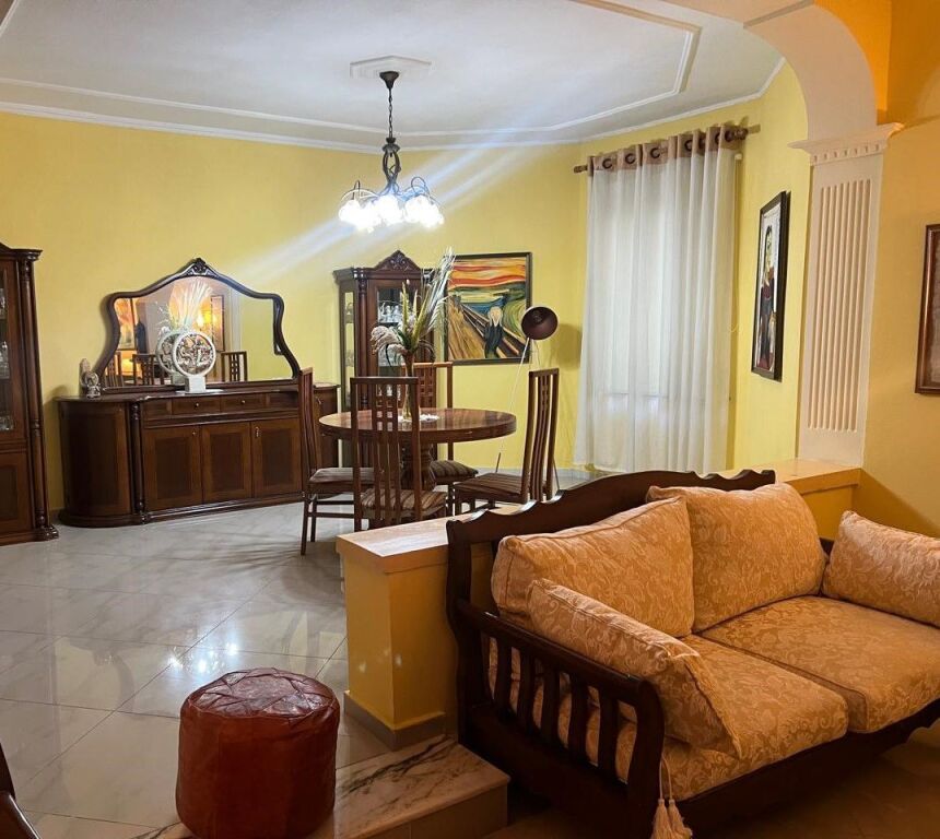 🏡 Jepet me Qira Vilë – Sauk, Tiranë