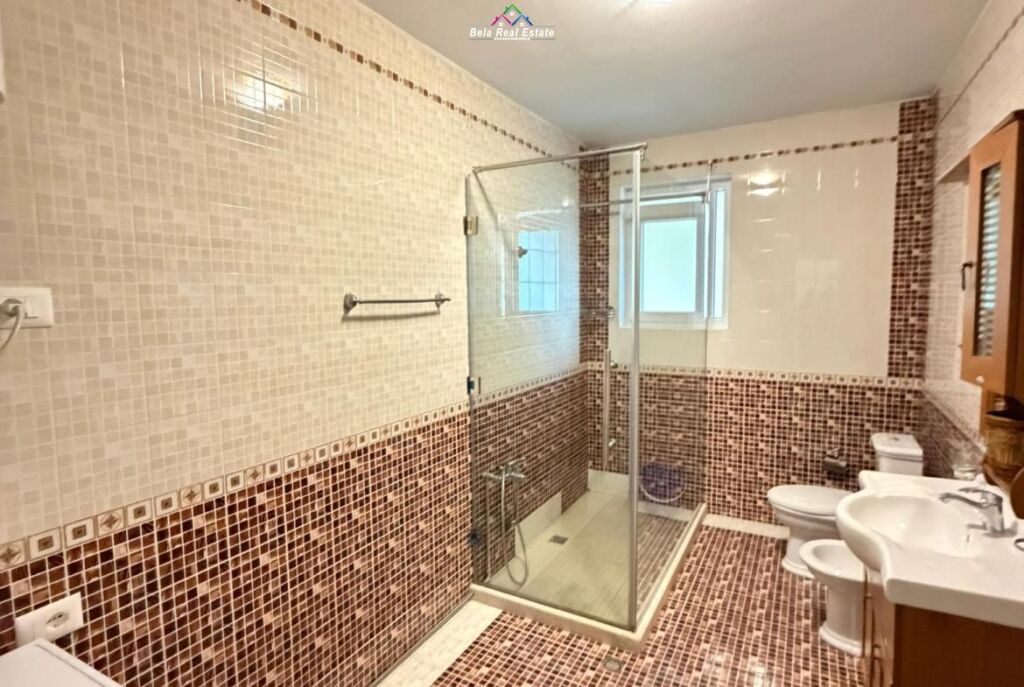 Appartamento In Affitto 1+1 Vicino Residenza Lion Park 1 (ID B2101612) Tirana