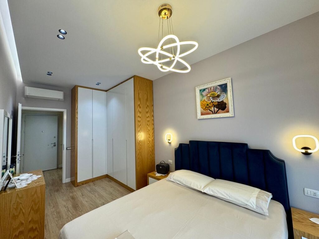 Apartment 1+1 me qira te Kontakti