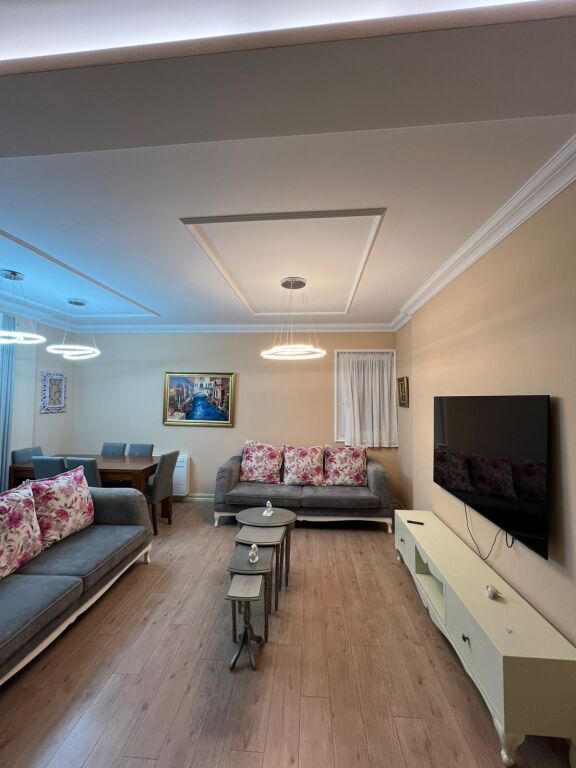Apartament per qera 3+1+2 Liqeni i Thate