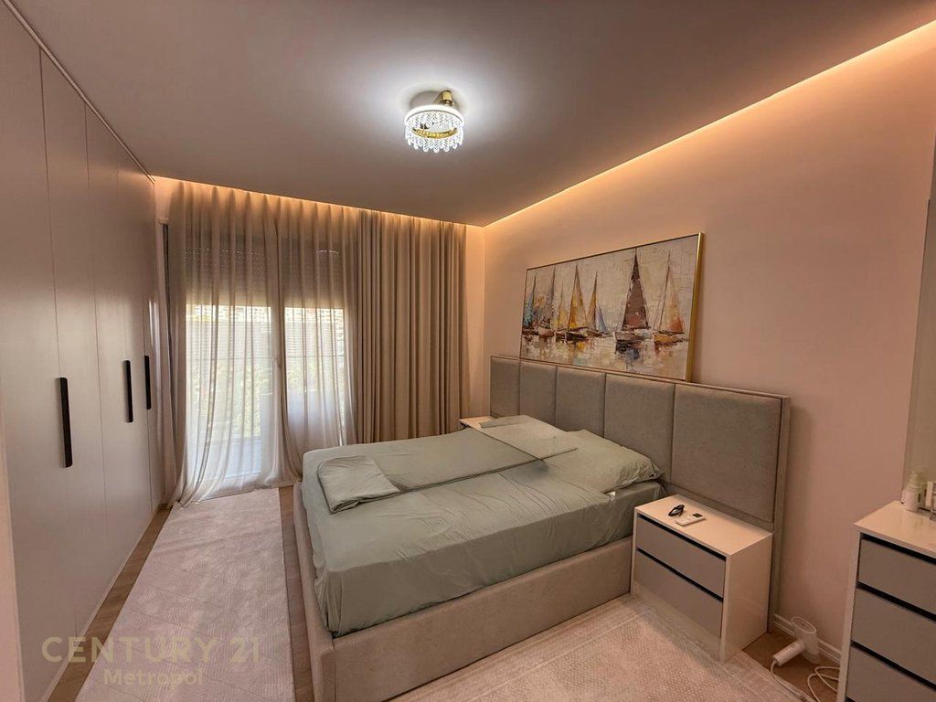 AFFITTASI APPARTAMENTO MODERNO 2+1+2, VICINO A TV KLAN!